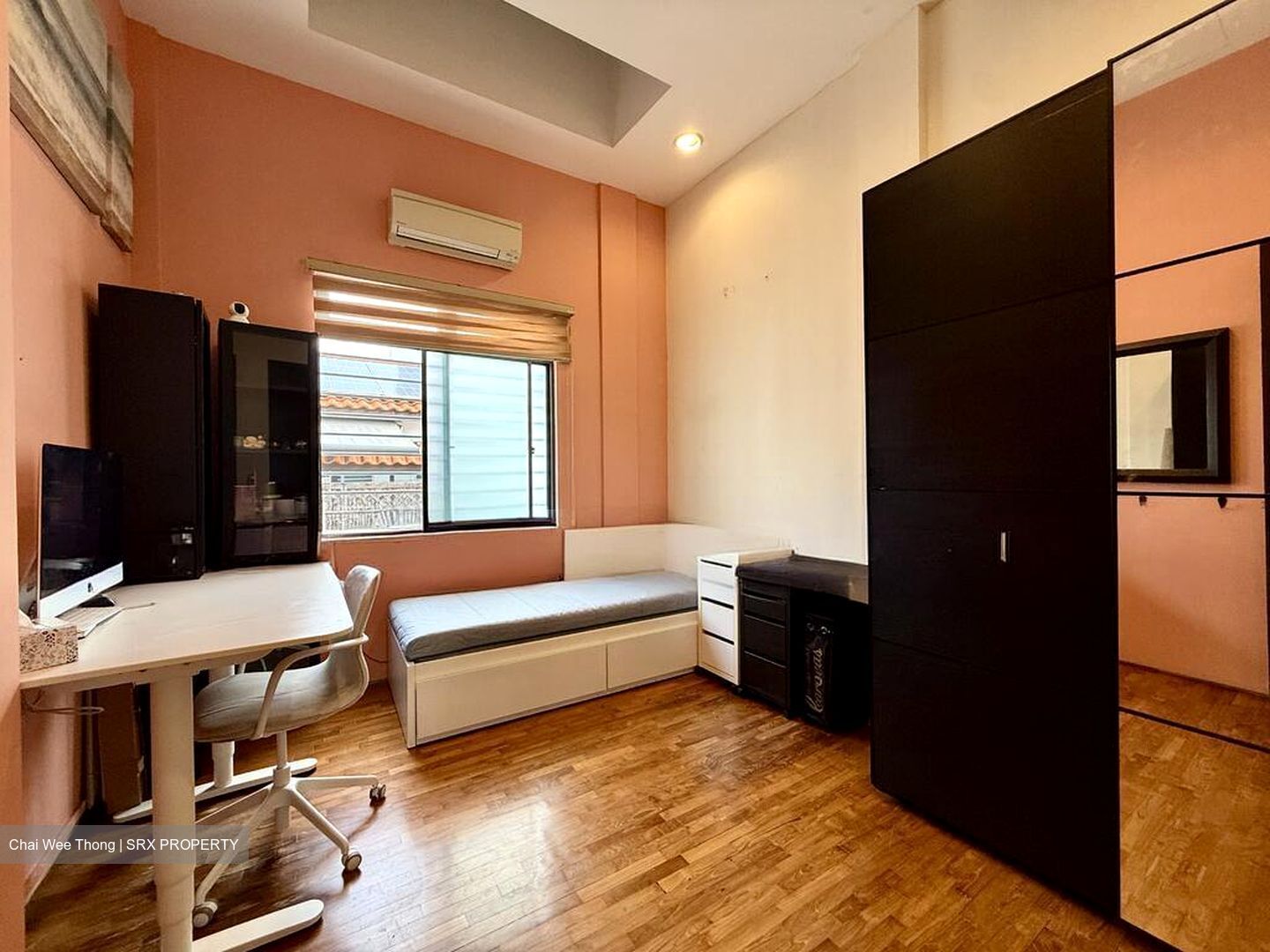 Opera Estate (D15), Terrace #527774831